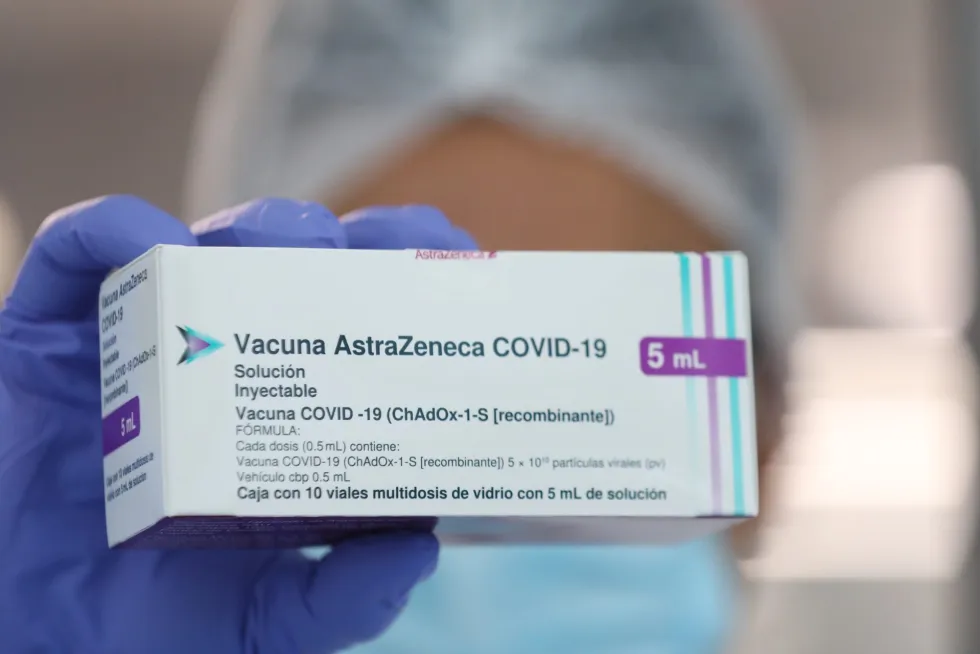 Vacuna de AstraZeneca: la Justicia reconoció graves secuelas en una docente de Rosario